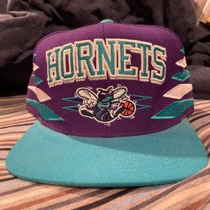 Charlotte Hornets NBA Vintage Mitchell & Ness Adjustable Snapback Hat